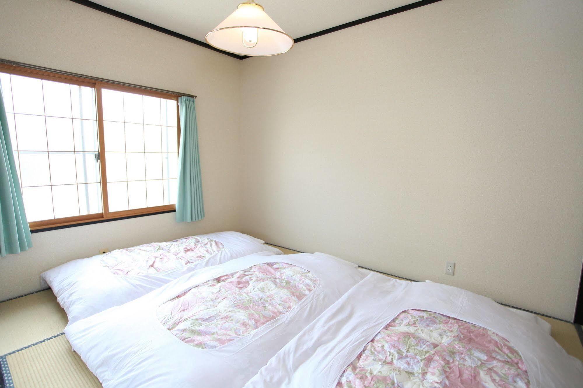 Bed and Breakfast Fujiyama Base à Fujiyoshida Extérieur photo