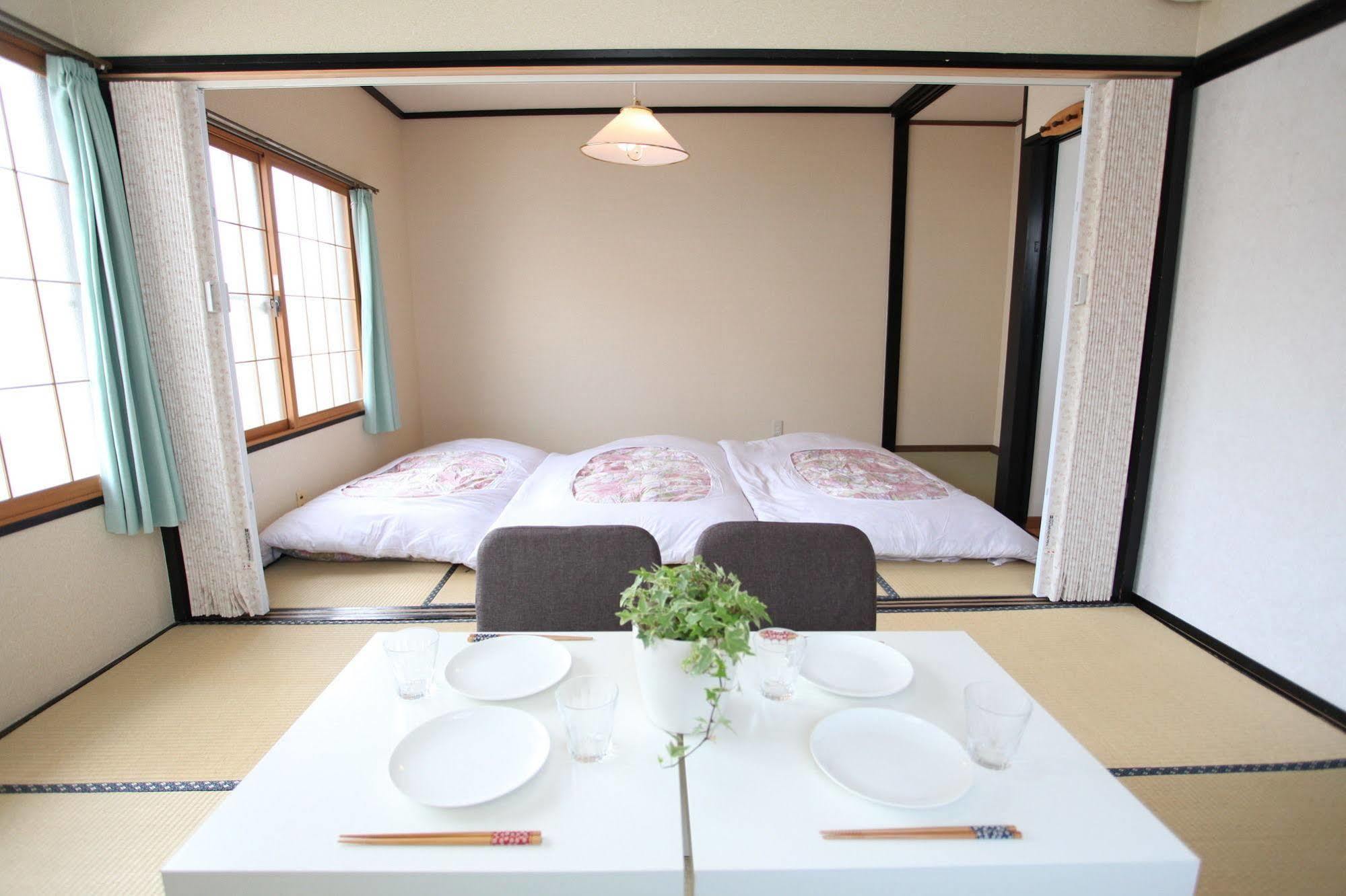 Bed and Breakfast Fujiyama Base à Fujiyoshida Extérieur photo